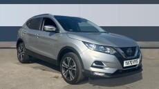 Nissan Qashqai 1.3 DiG-T N-Connecta 5dr [Glass Roof Pack] Petrol Hatchback